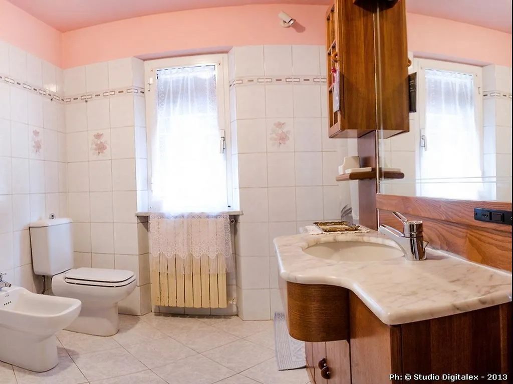 בית נופש וילפרנקה אין לוניג'אנה Casa Vacanze Nonna Nella